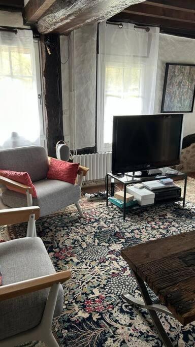 Chaumiere De Charme Cosy Villa Saint-Éloi-de-Fourques Eksteriør billede